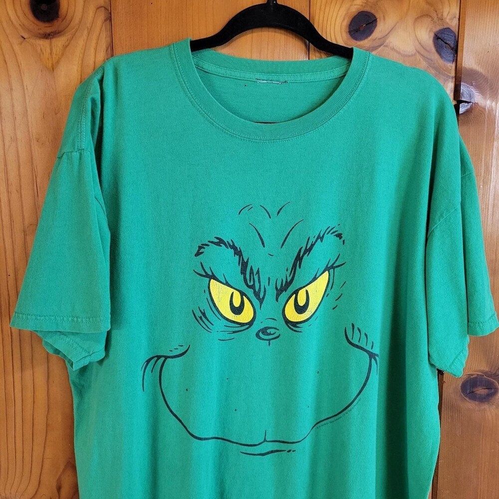 2008 XL y2k 2000s 00smThe Grinch green cotton t-shirt #grinch #drseuss #holiday